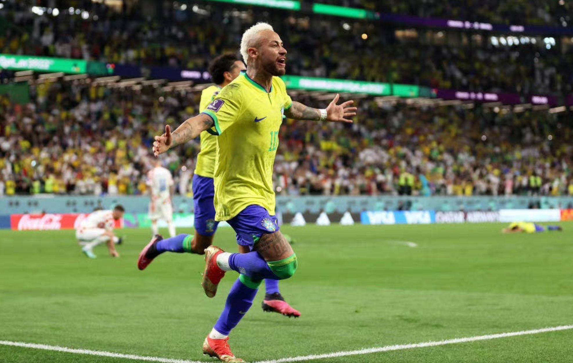 员具备高度 员具备高度