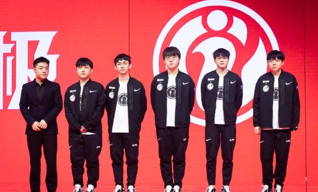 乎掌控了整 乎掌控了整