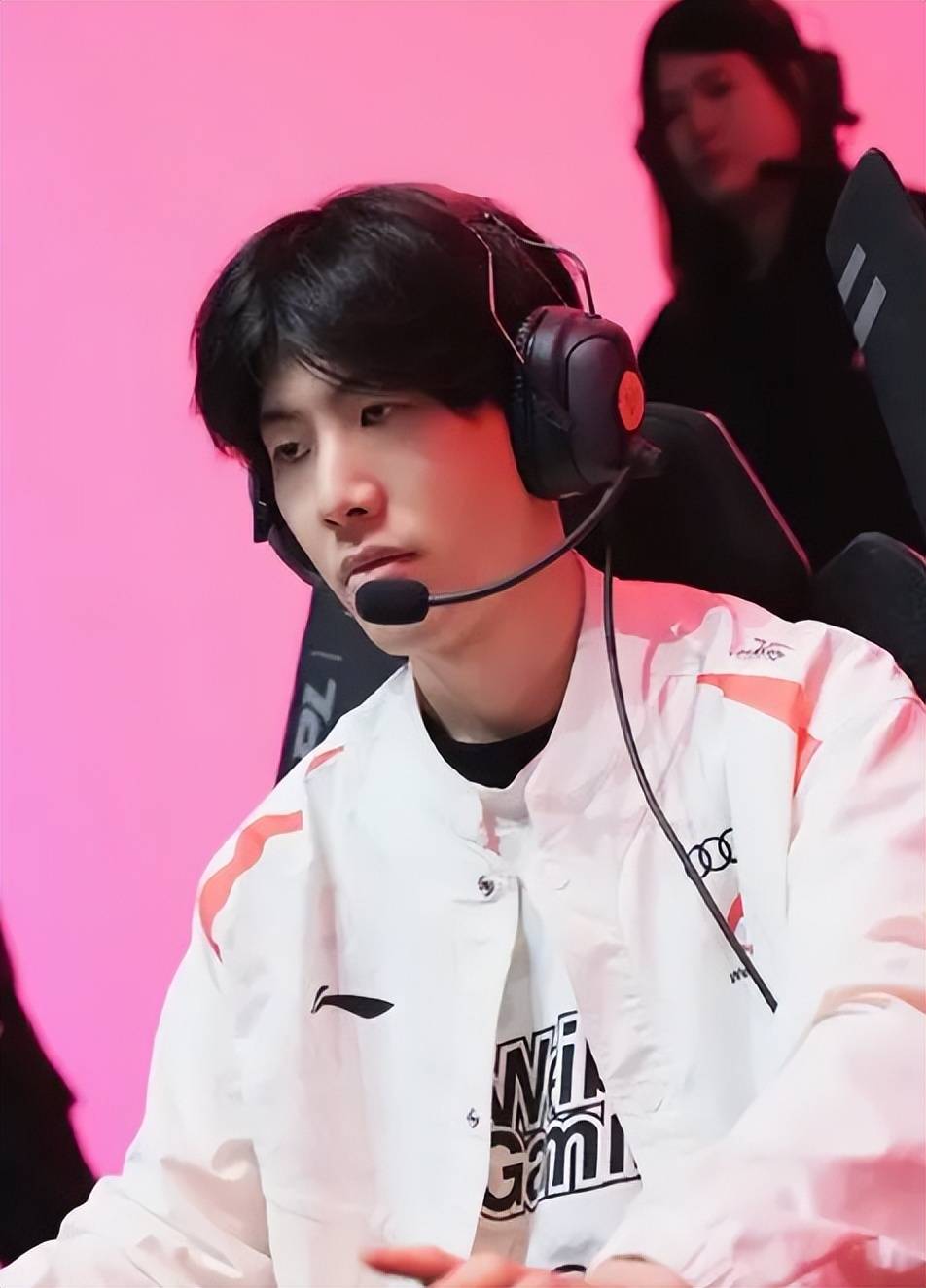 当他终于敲 当他终于敲